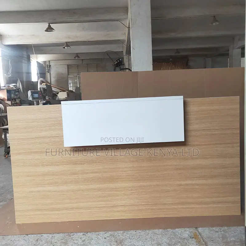1.6m Brown Customized Front Reception Desk