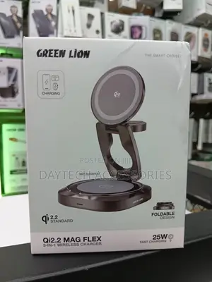 Green Lion Qi2.2 Mag Flex 3-in-1 Wireless Charger.