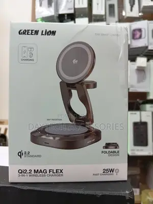 This Is the Green Lion Qi2.2 Mag Flex 3-in-1 Wireless Charger – Gray