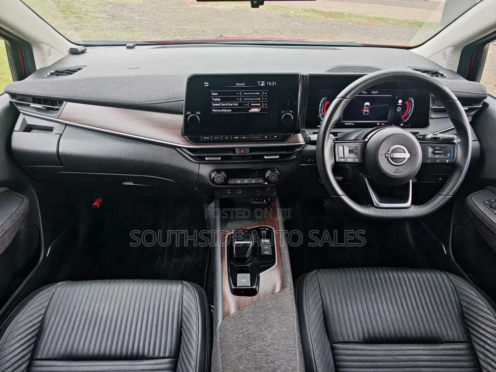 Nissan Note 1.2 Hybrid 2021 Red