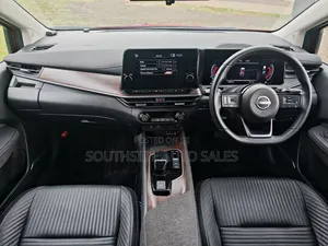 Nissan Note 1.2 Hybrid 2021 Red