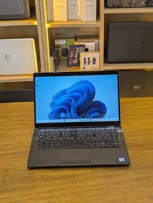 Laptop Dell Latitude 5300 8GB Intel Core i5 SSD 256GB