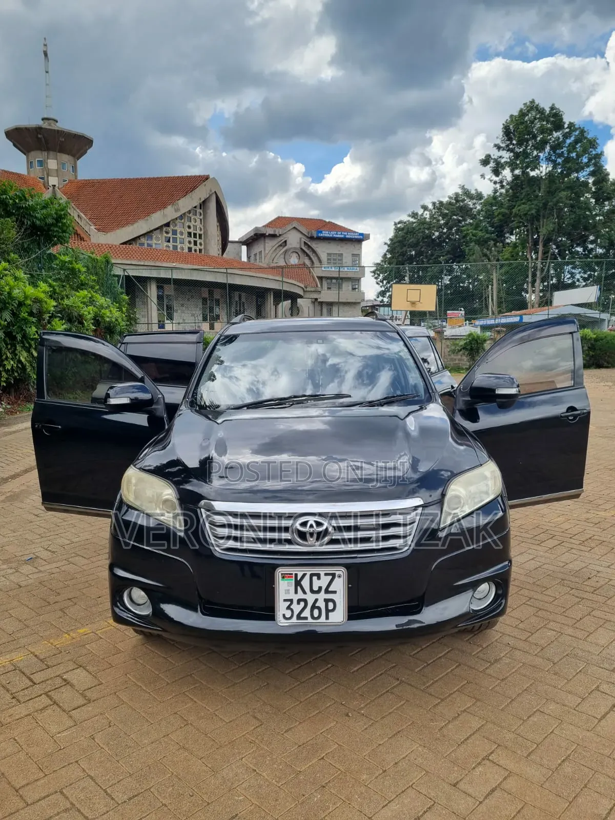 Toyota Vanguard 2013 Black
