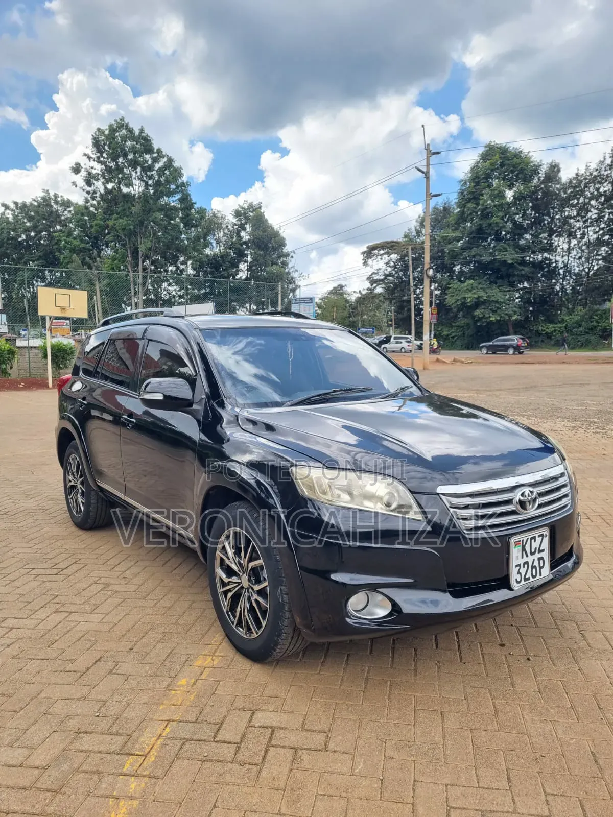 Toyota Vanguard 2013 Black