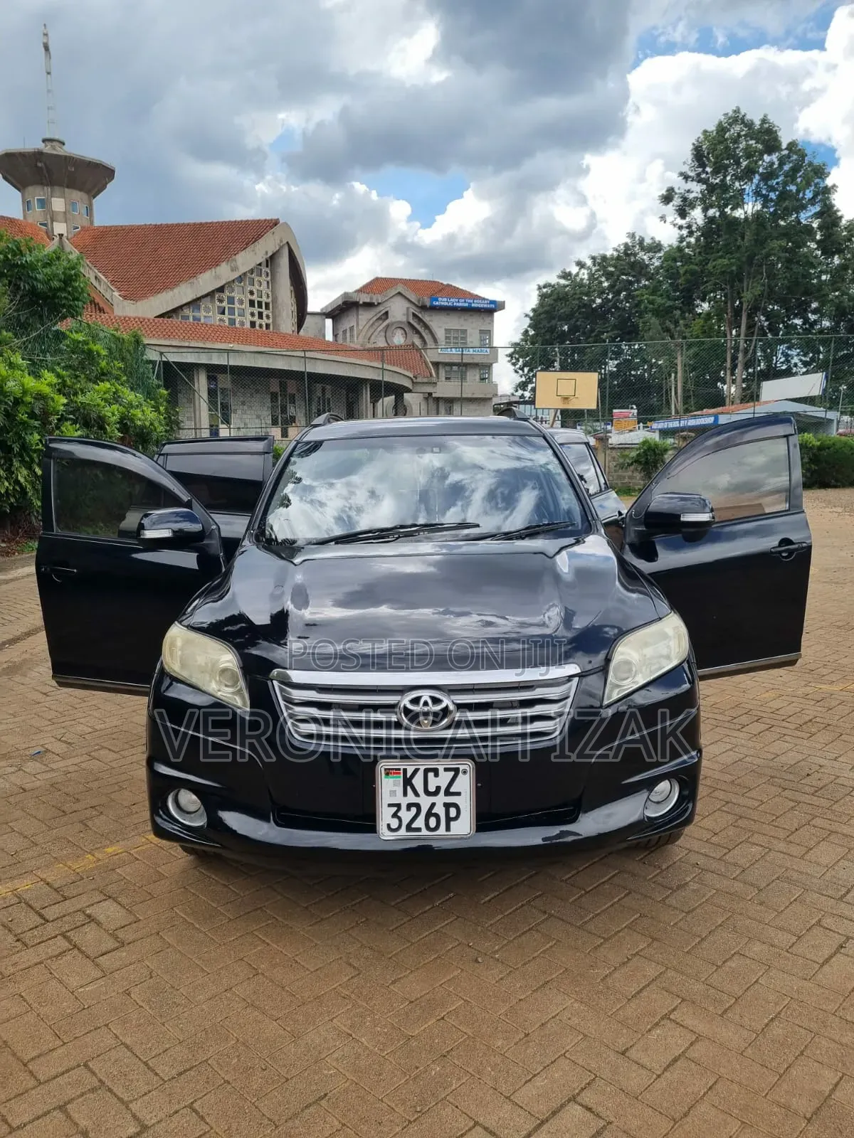 Toyota Vanguard 2013 Black
