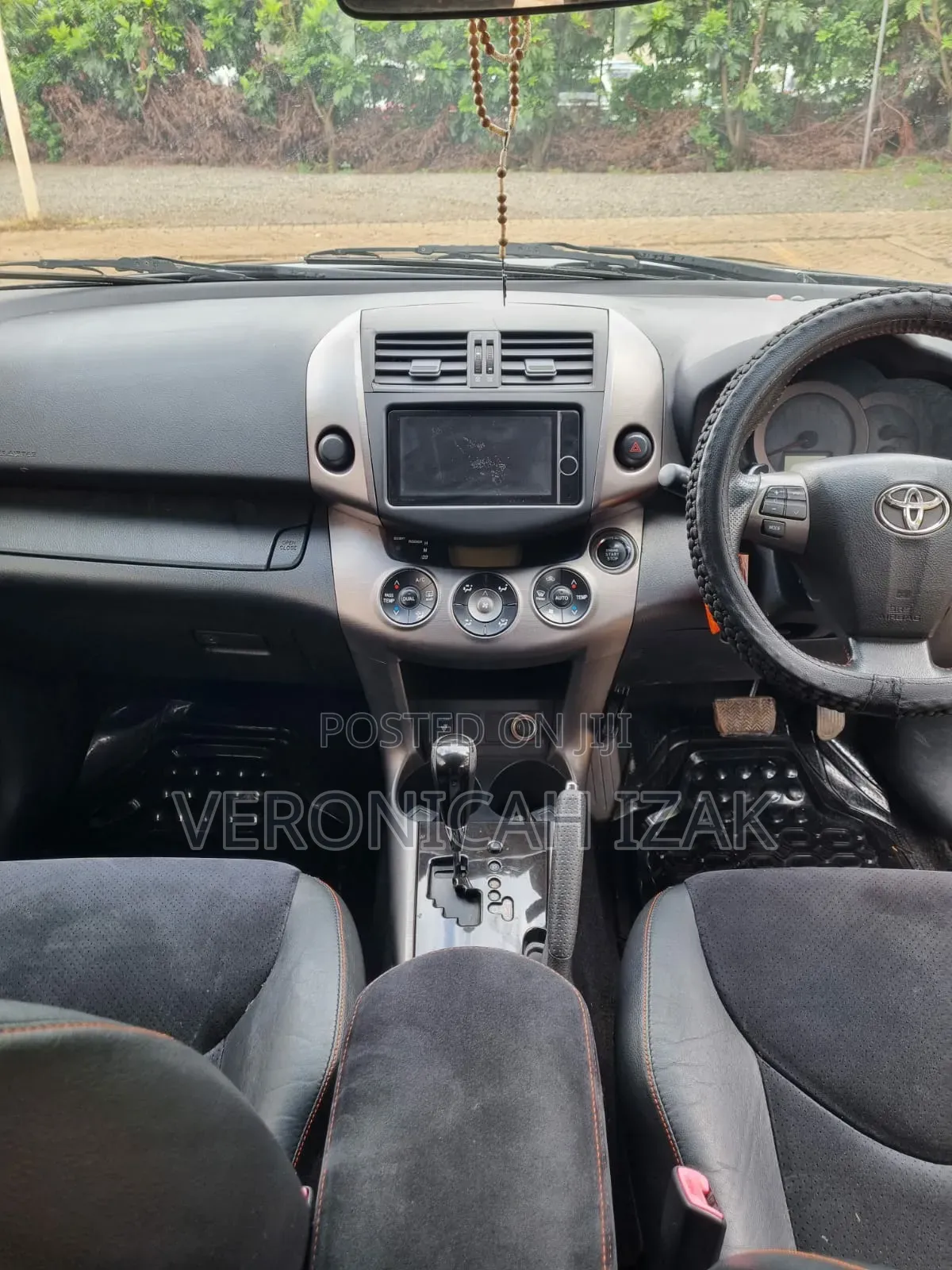 Toyota Vanguard 2013 Black