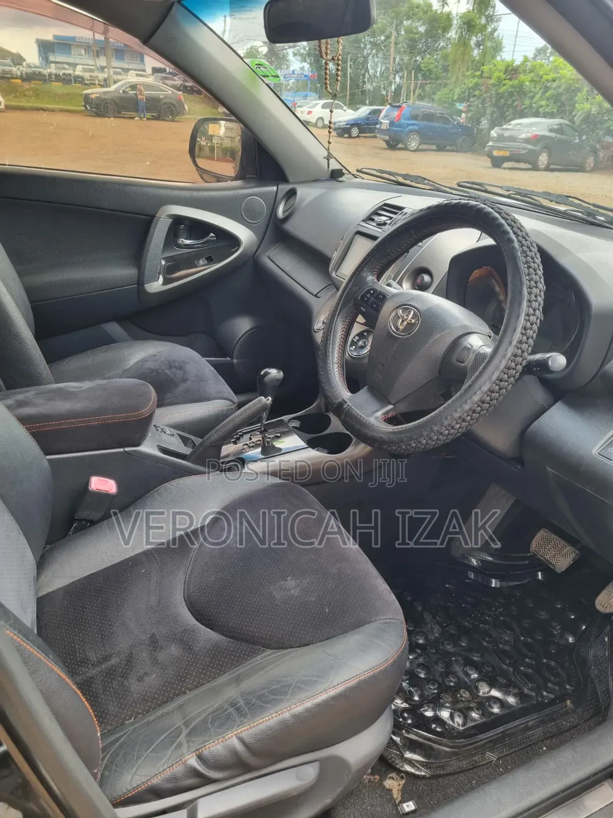 Toyota Vanguard 2013 Black
