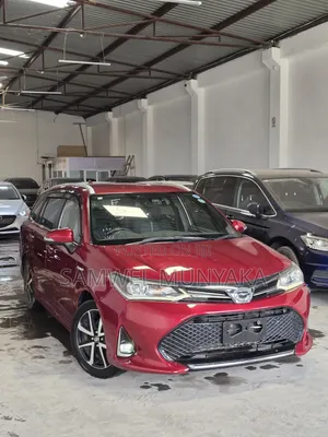 Toyota Corolla Fielder 1.5 Hybrid FWD 2019 Red