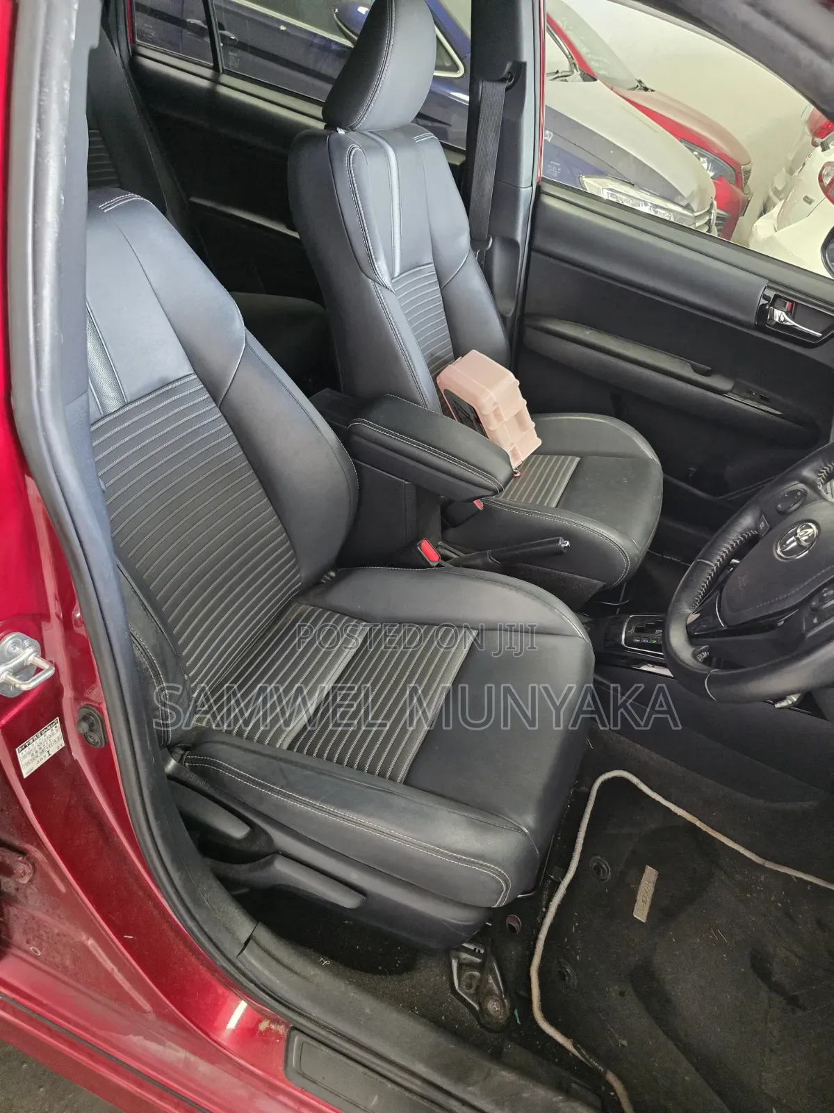 Toyota Corolla Fielder 1.5 Hybrid FWD 2019 Red