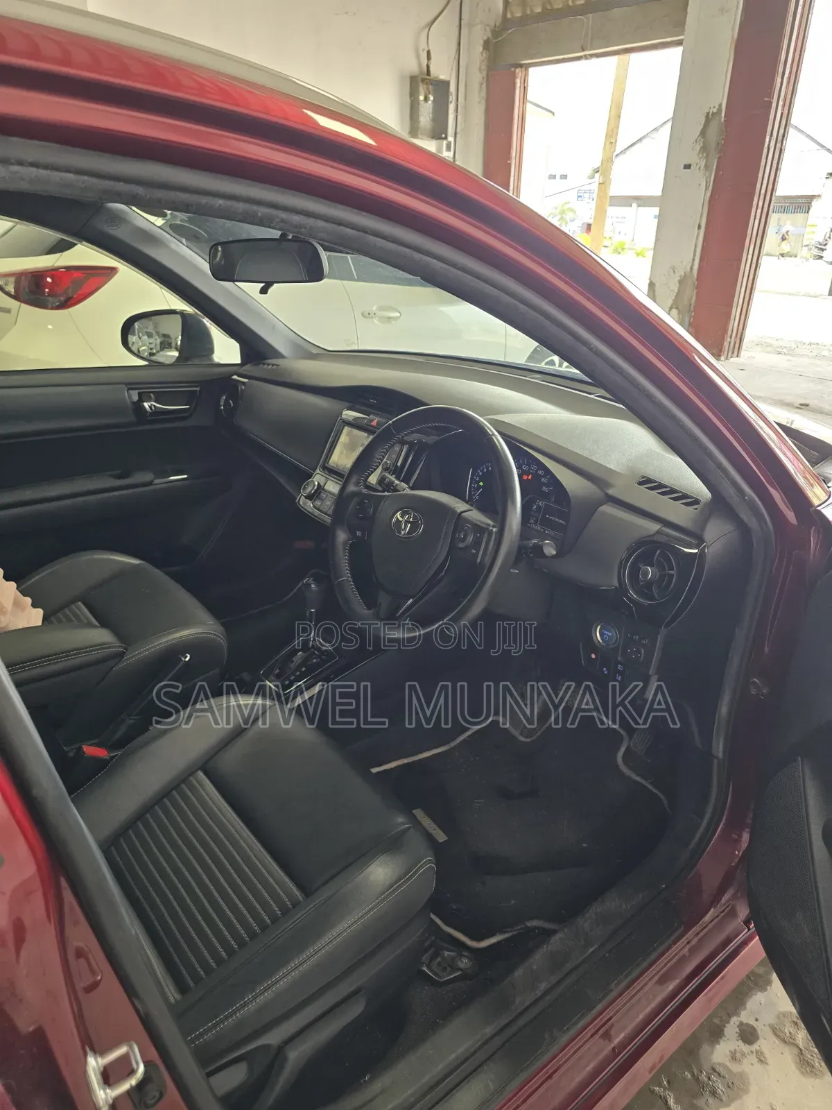 Toyota Corolla Fielder 1.5 Hybrid FWD 2019 Red