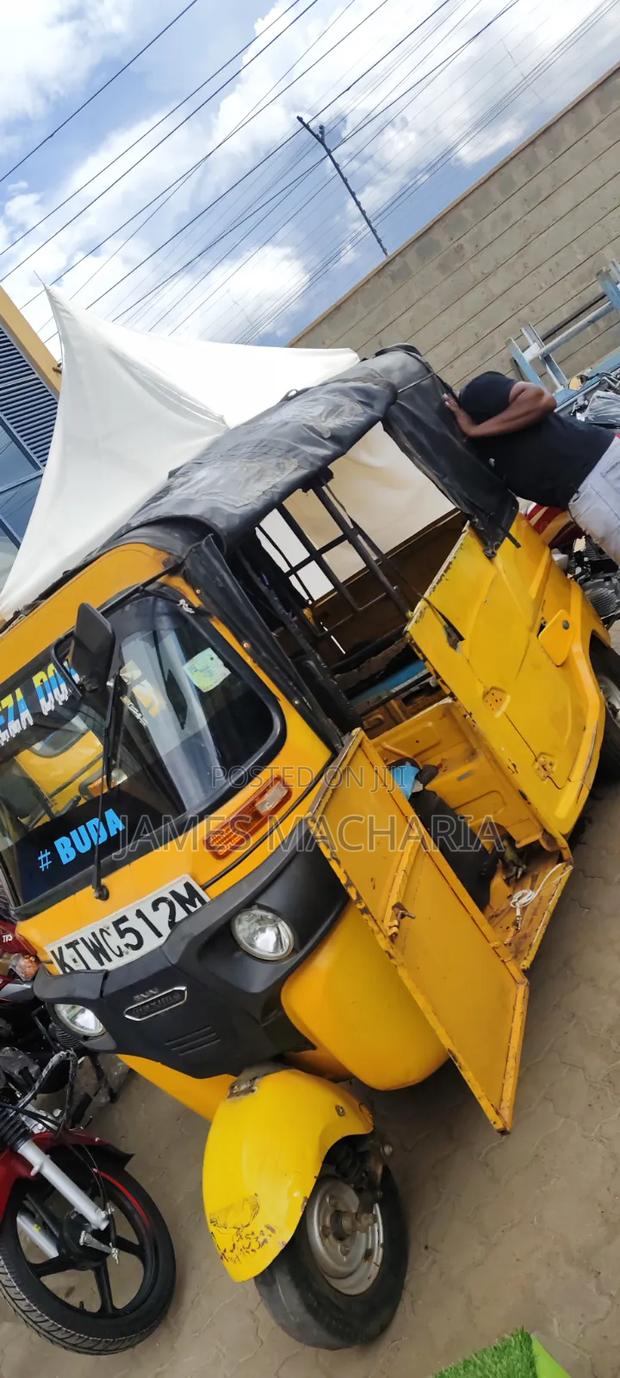 Bajaj Boxer 150 UG 2023 Yellow - thumbnail 3