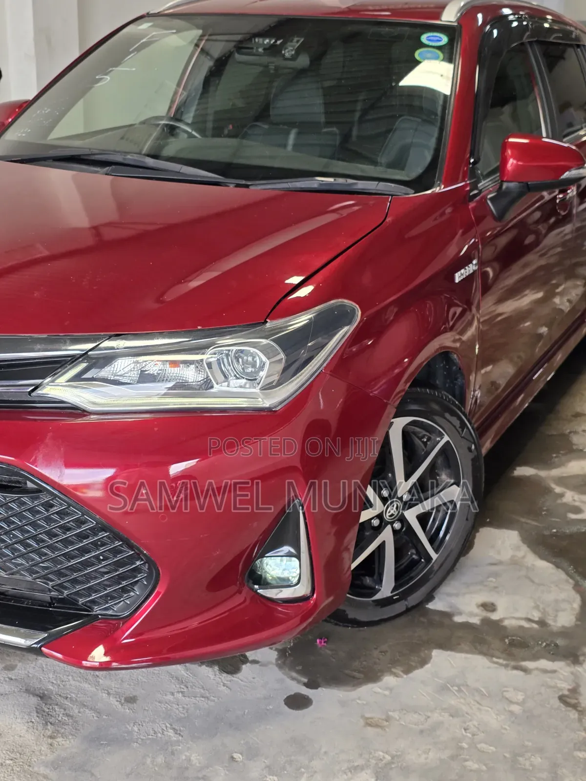 Toyota Corolla Fielder 1.5 Hybrid FWD 2019 Red