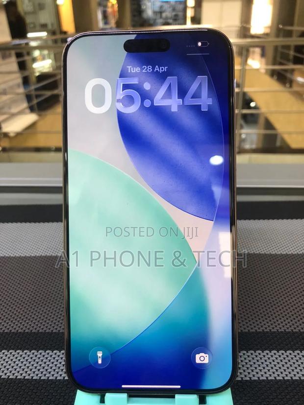 Apple iPhone 16 Pro Max 256 GB Rose Gold - thumbnail 2