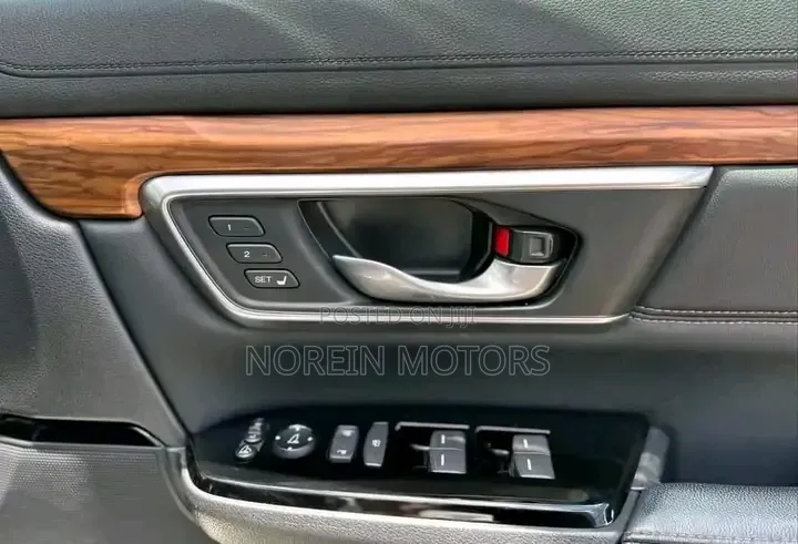 Honda CR-V 2019 White