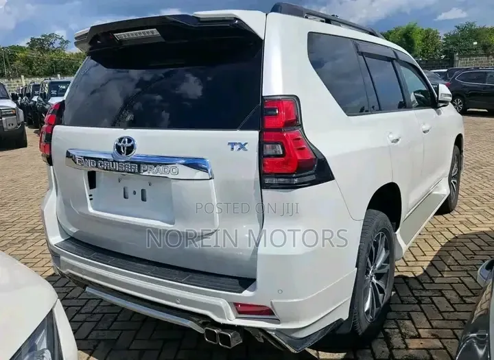 Toyota Land Cruiser Prado 4.0 Petrol TX 2018 White