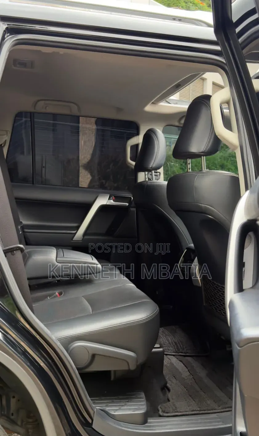Toyota Land Cruiser Prado 2020 Black