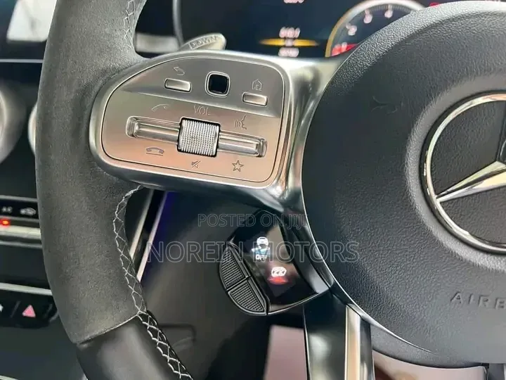 Mercedes-Benz GLC-Class 2019 White