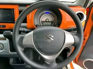 Suzuki Hustler 2017 Orange