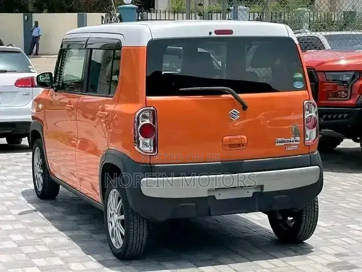 Suzuki Hustler 2017 Orange