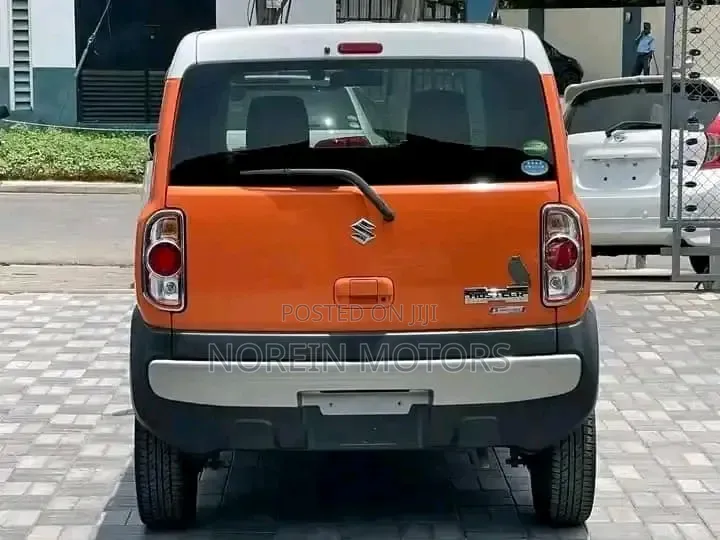 Suzuki Hustler 2017 Orange