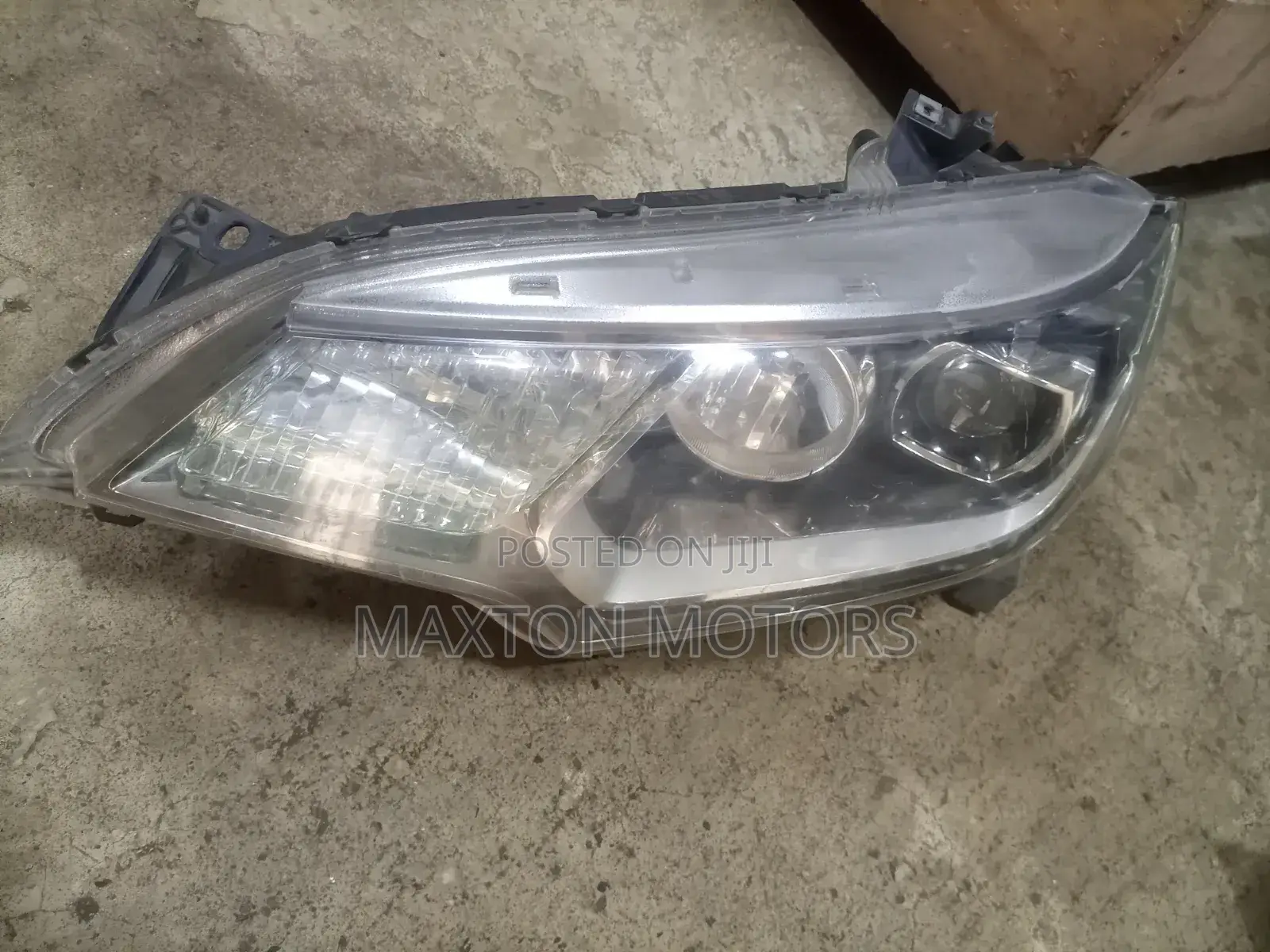 Headlight Honda Fit Gk3 Xenon