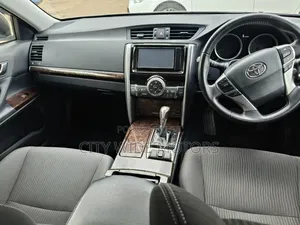 Toyota Mark X 2.5 AWD 2019 Silver