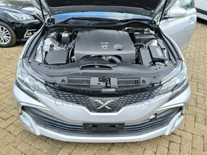 Toyota Mark X 2.5 AWD 2019 Silver