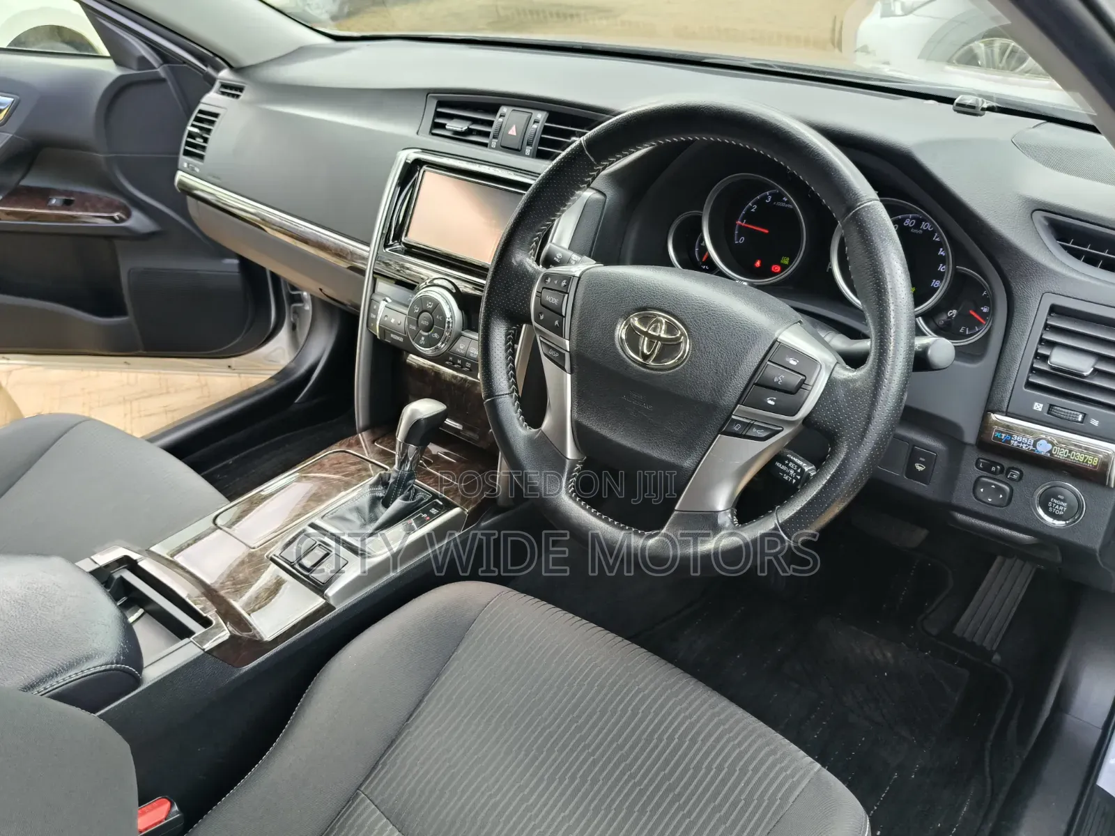 Toyota Mark X 2.5 AWD 2019 Silver