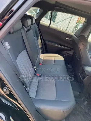 Toyota Harrier 2.0 2021 Black