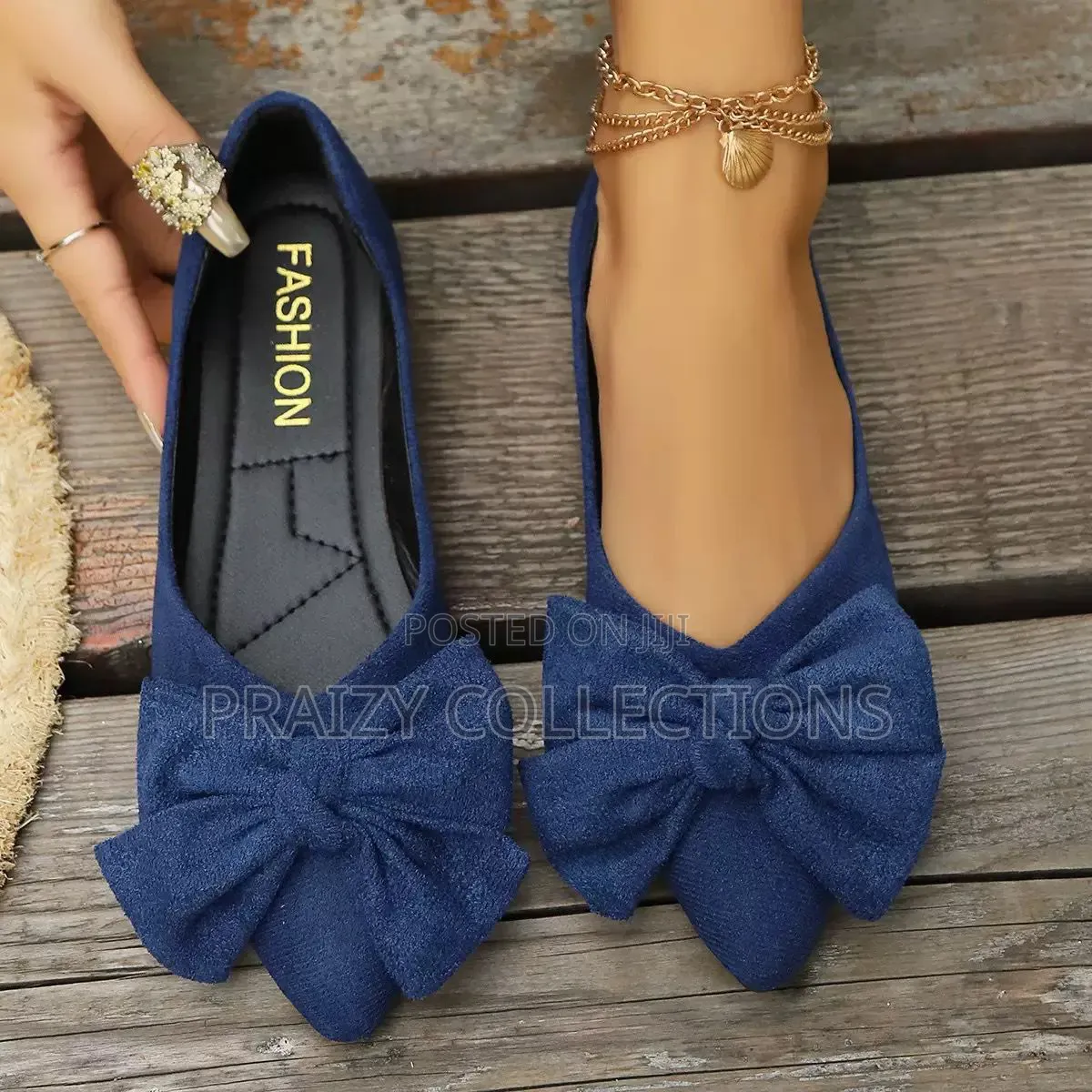 Elegant Bow Flats