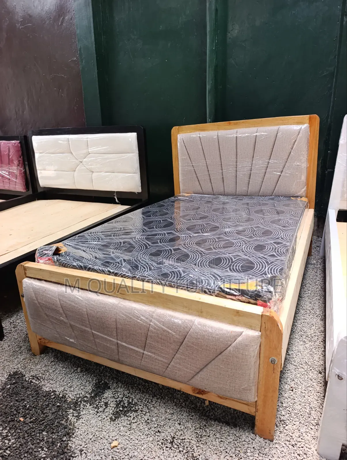 A Mocket Modern Bed Design