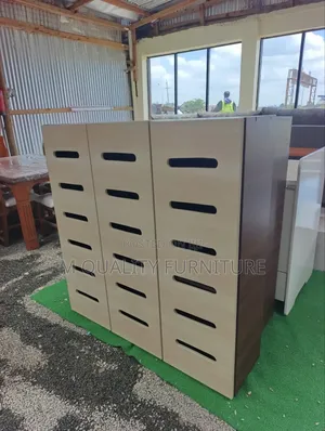 A Modern Perfect Shoe Rack