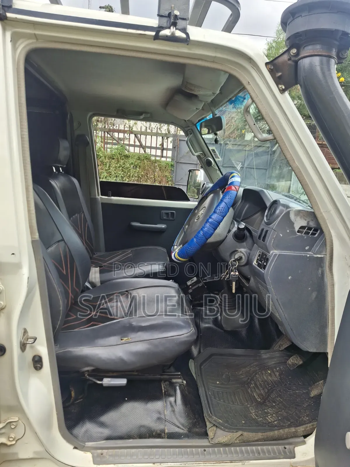 Toyota Land Cruiser 2011 Beige