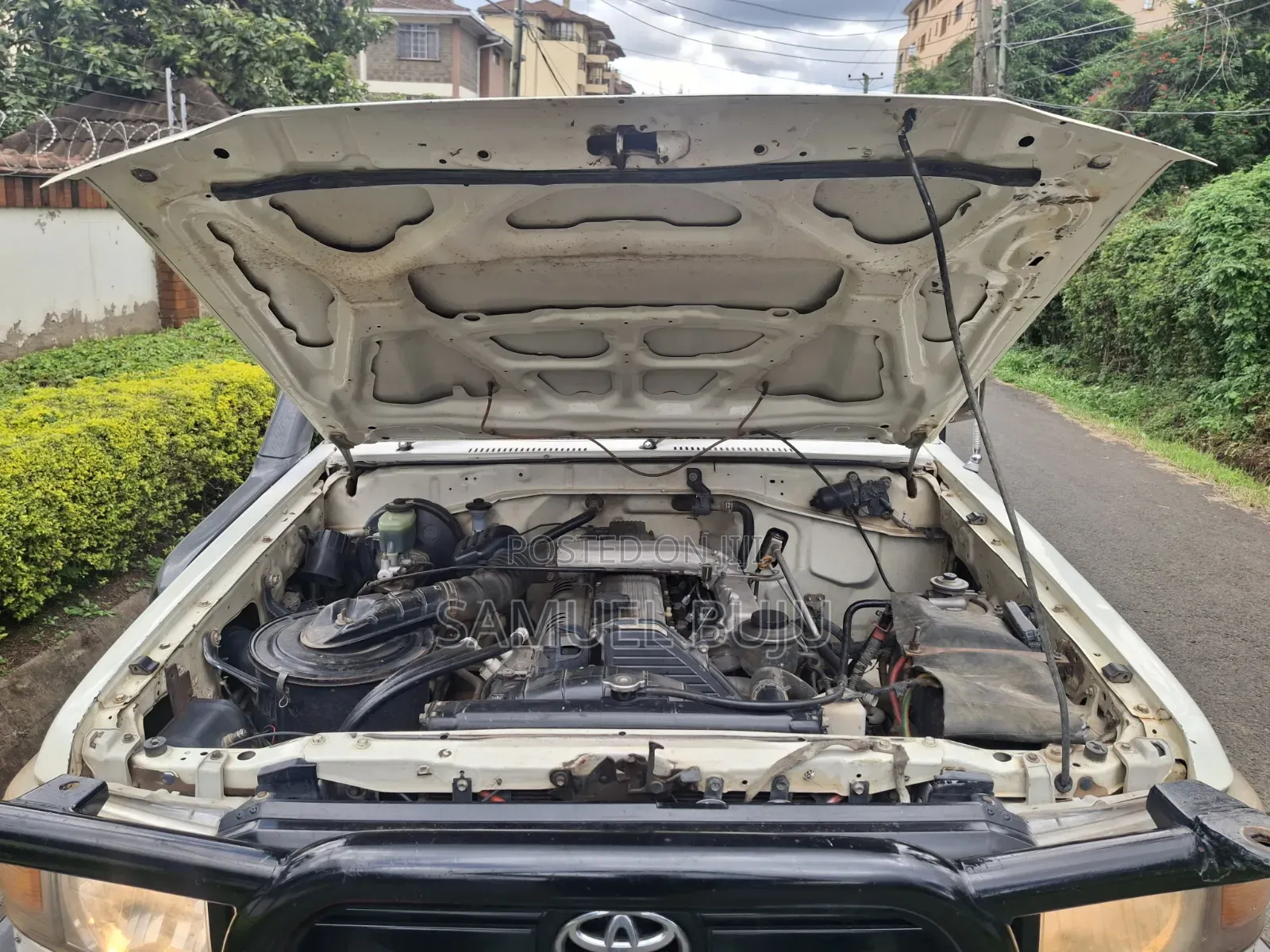 Toyota Land Cruiser 2011 Beige