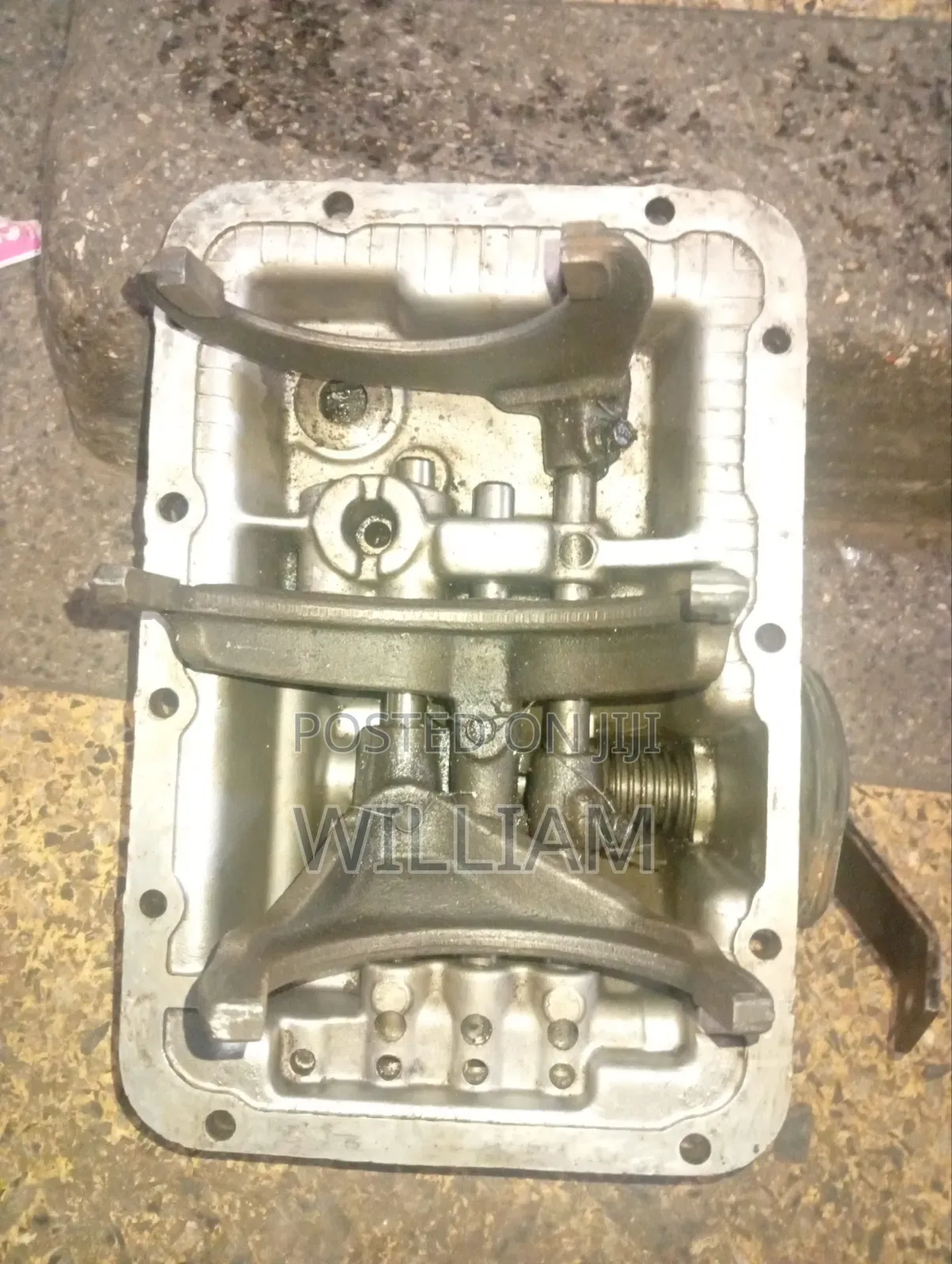 Gear Top Cover
