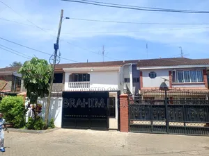 5bdrm Maisonette in Gutanga Road, Valley Arcade for sale