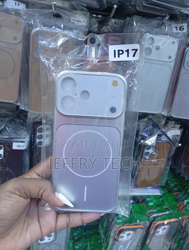 iPhone 17 Magnetic Converter Case