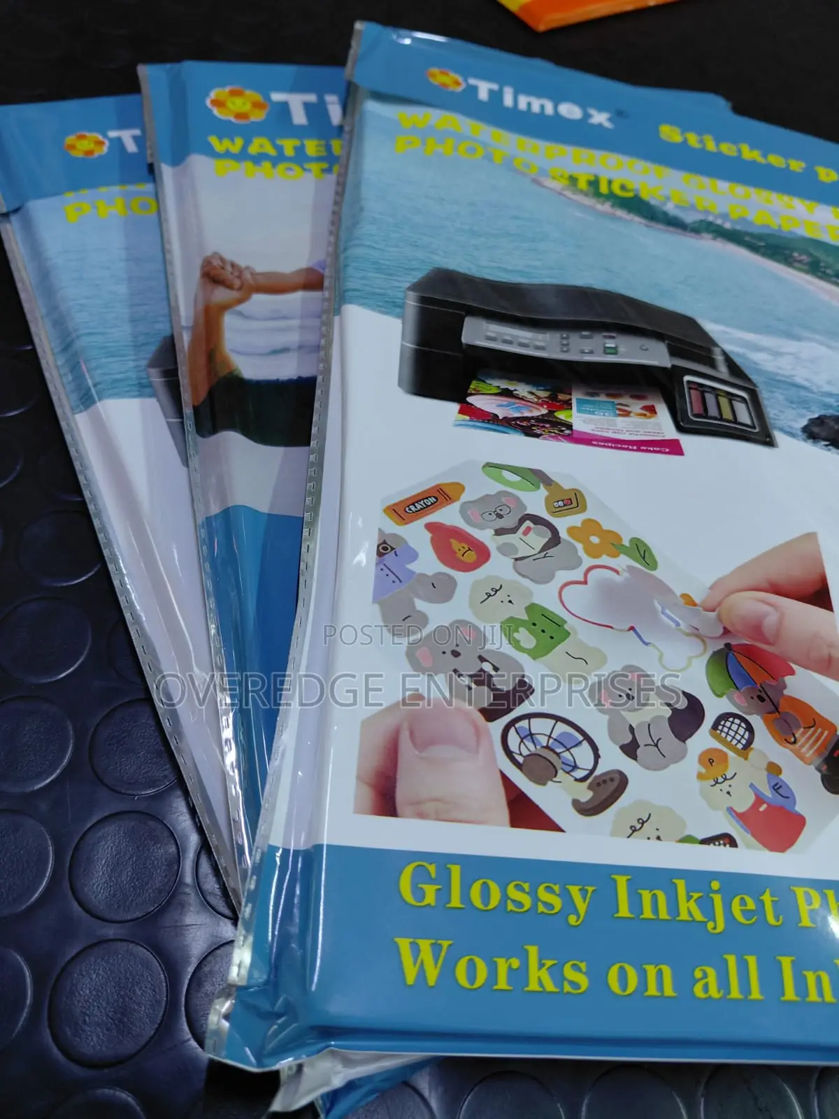 Sticker Glossy Paper A4 Size on Sale