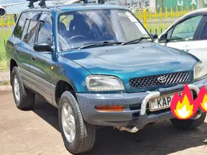 Toyota RAV4 1995 Green