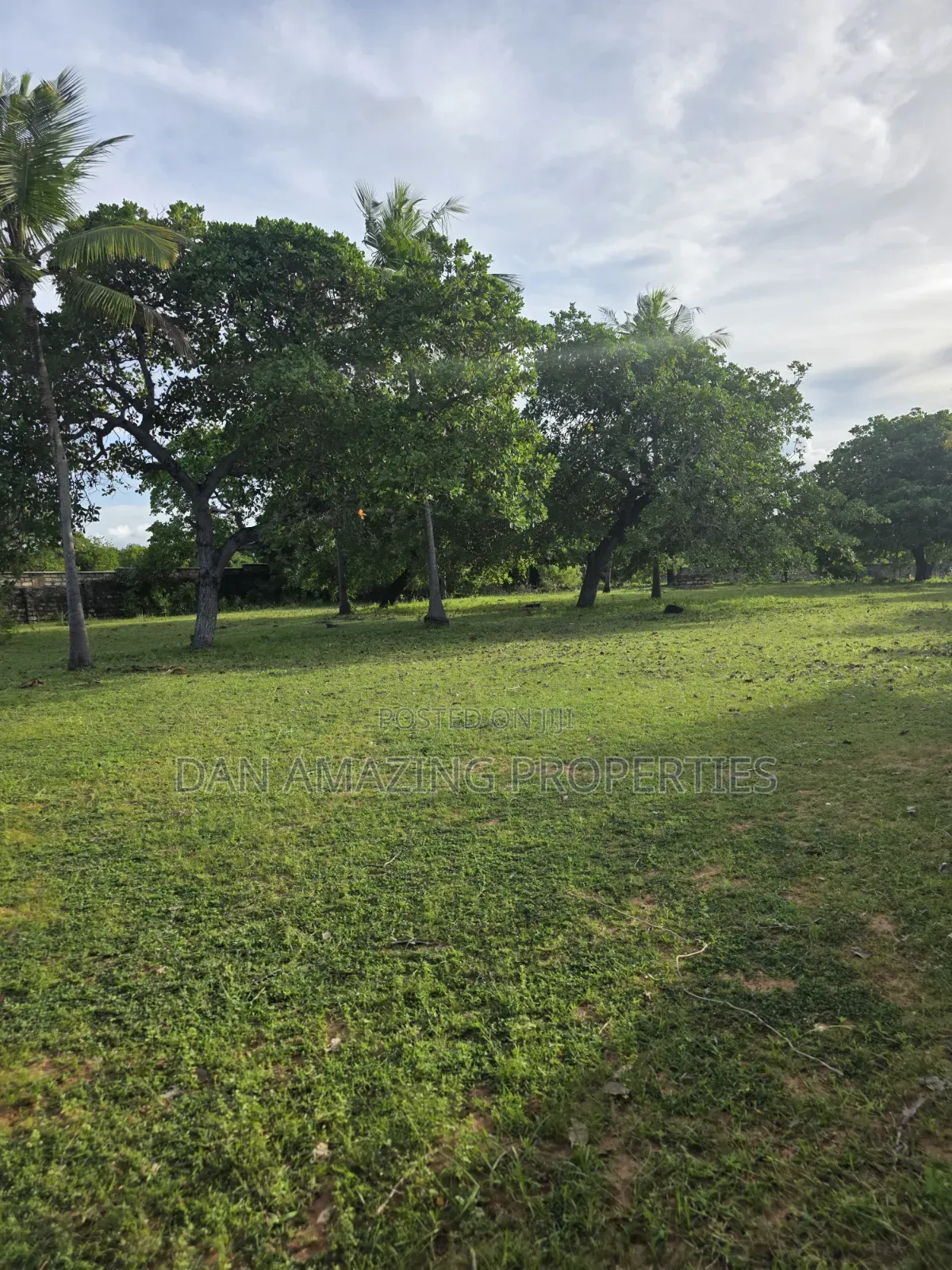 1 Acre With a Well Diani Kongo River Area for Sale 3 Row From the Sea
