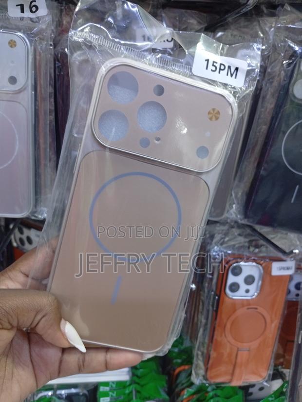 iPhone 16 Pro or iPhone 17 Pro Max Ag (Anti-Glare) Glass Case - thumbnail 2