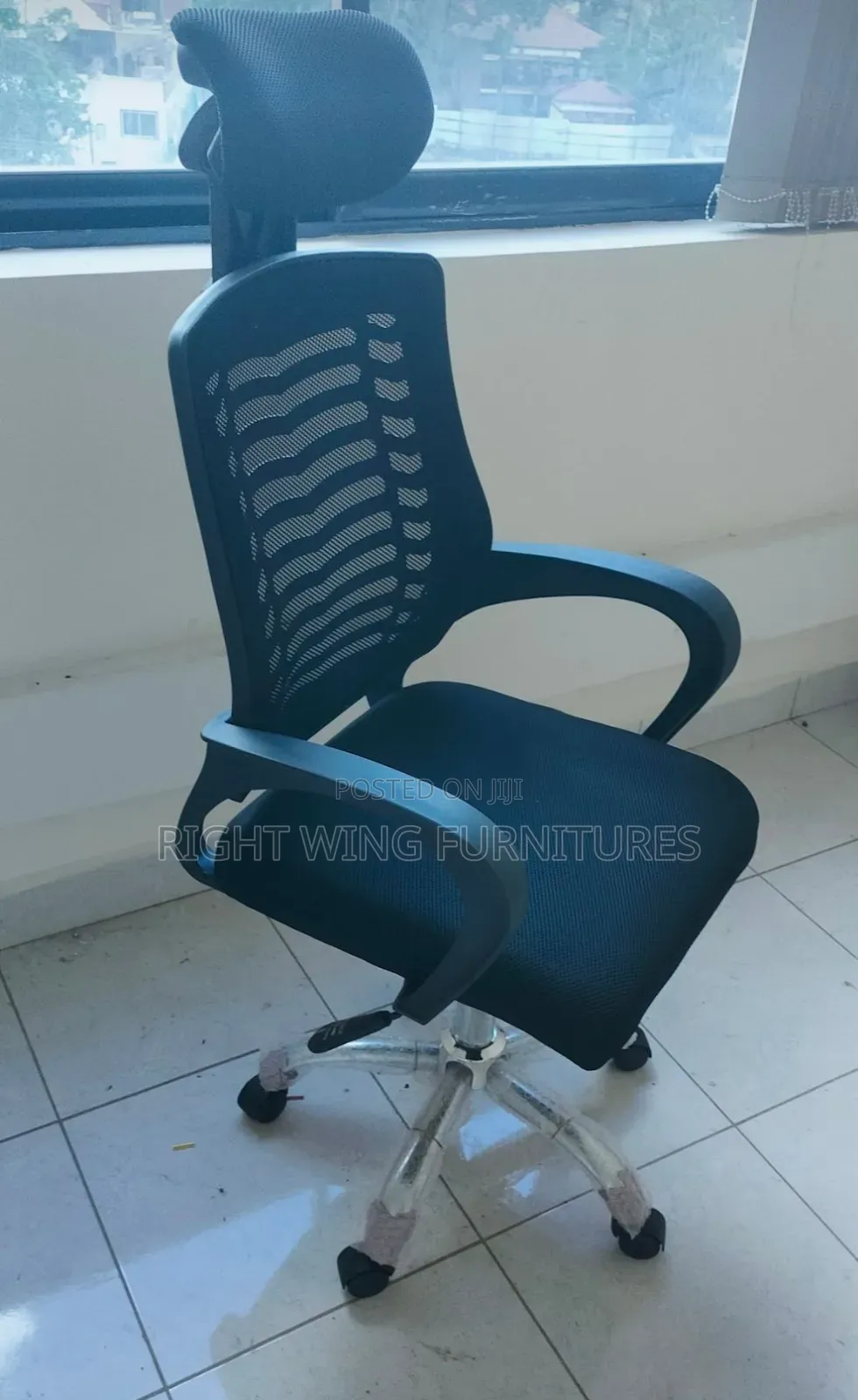 Premium Mesh Office Chair - Adjustable Rotate