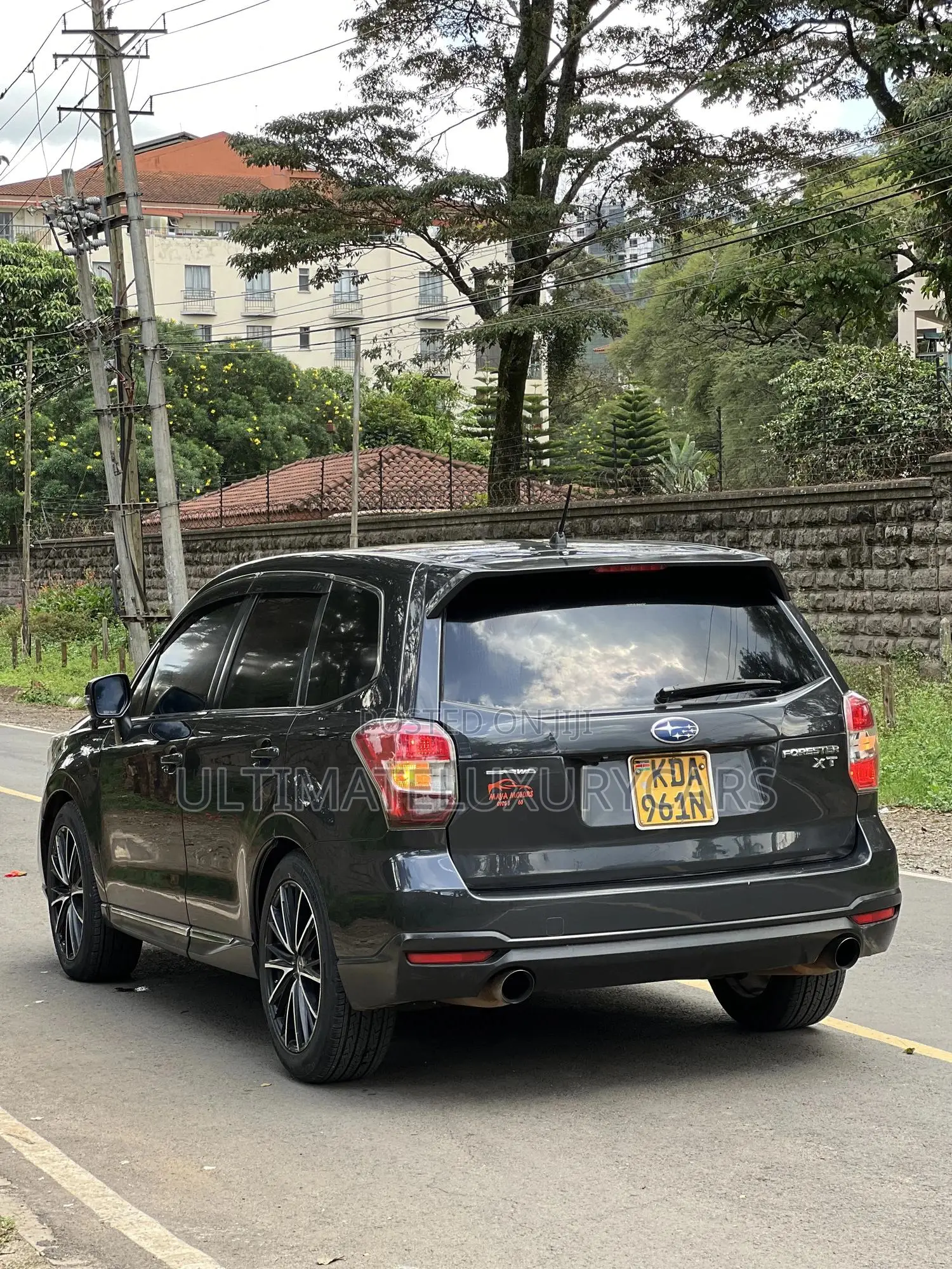 Subaru Forester 2.5i PZEV 4dr SUV AWD (2.5L 4cyl CVT) 2014 Gray