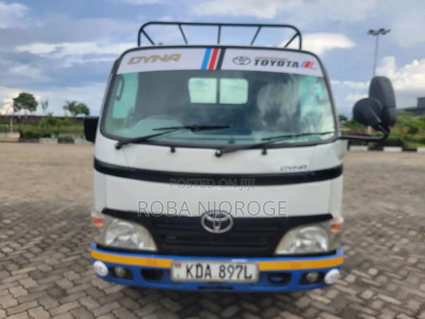 Toyota Dyna Very Clean
