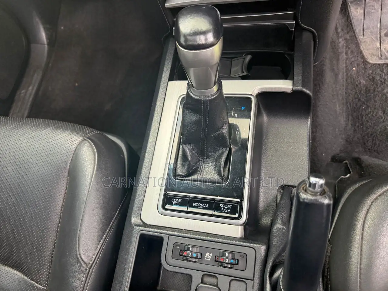 Toyota Land Cruiser Prado Kakadu 2018 Gray