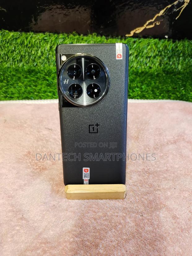 New OnePlus 12 256 GB Black - thumbnail 3