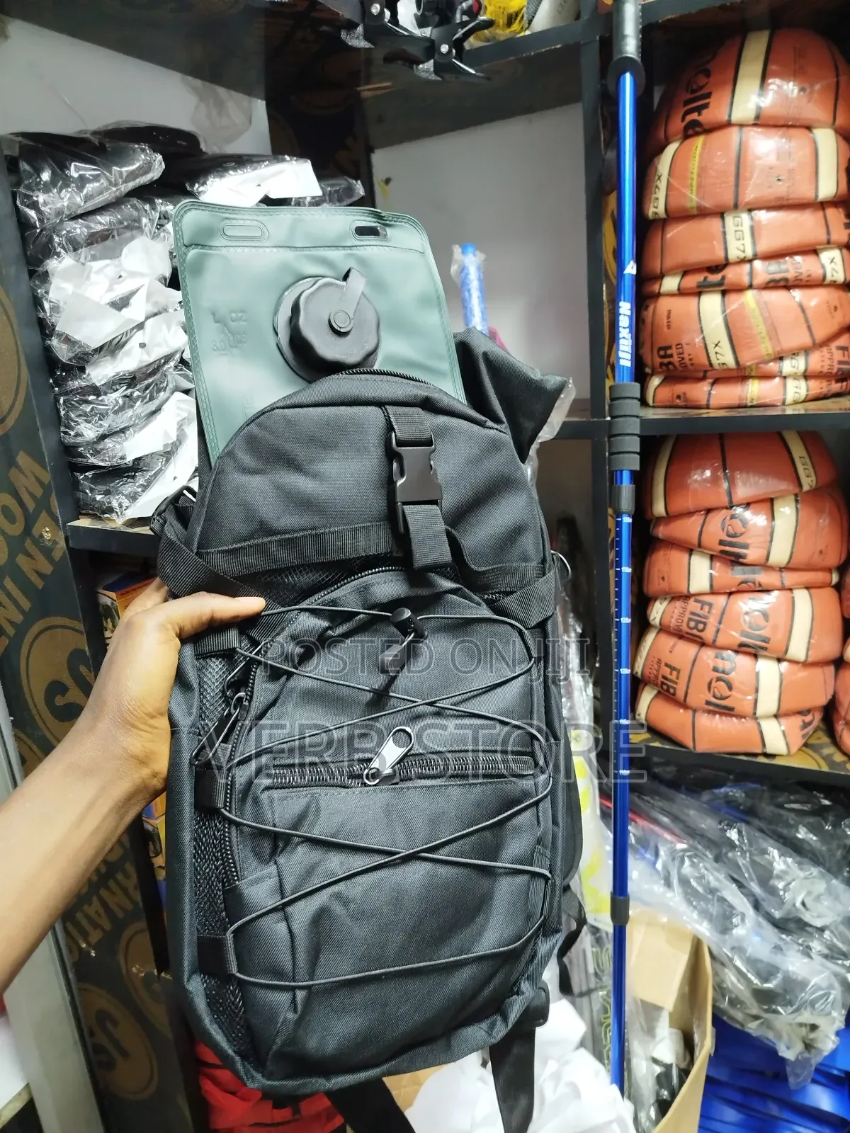 Hiking Bag With a 3l Water Bladder