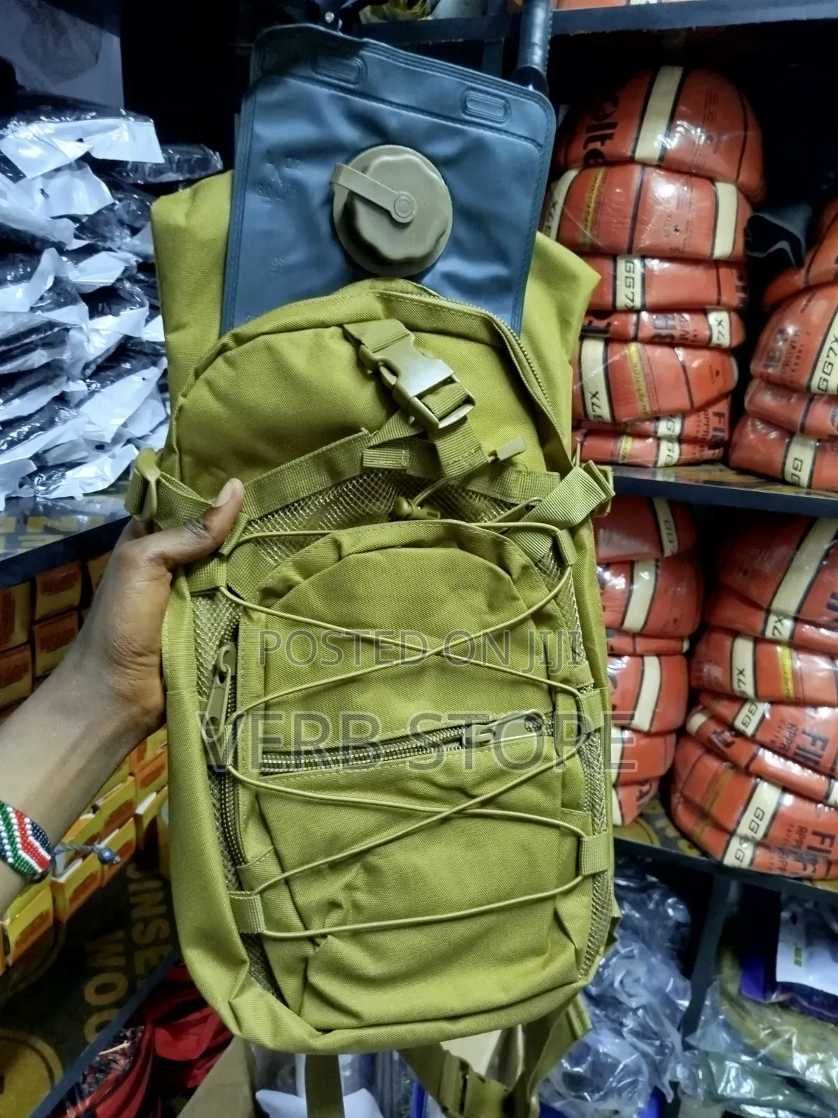 Hiking Bag With a 3l Water Bladder