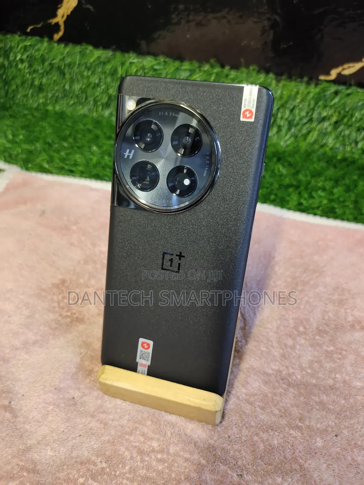 New OnePlus 12 256 GB Black