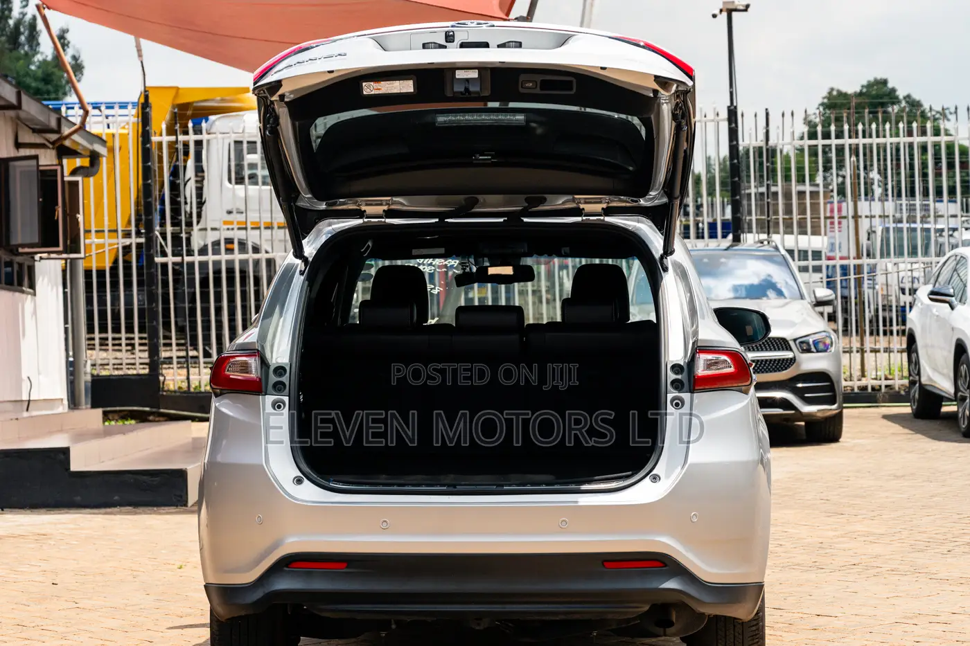 Toyota Harrier 2019 Silver